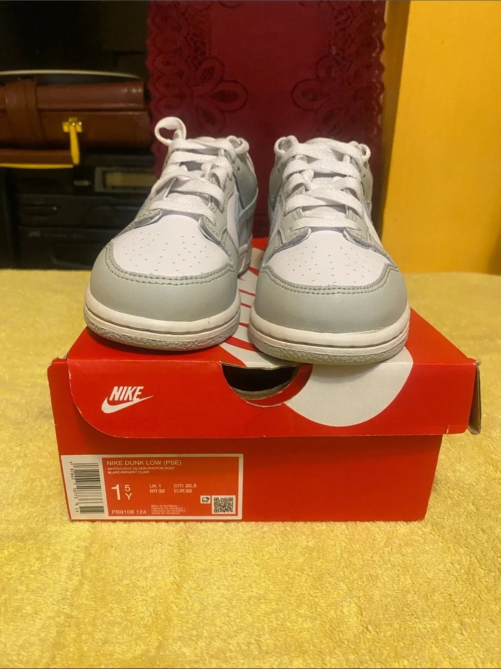 Nike Kids White & Light Gray Low-Top Sneaker